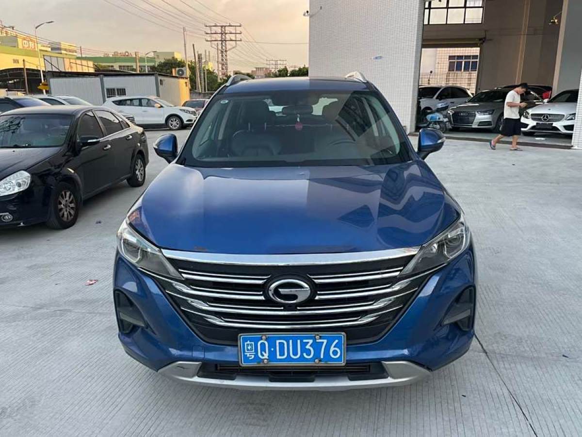 廣汽傳祺 GS5  2019款 270T 自動(dòng)精英版圖片