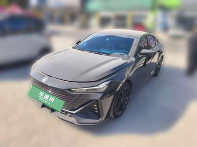 2023年3月 长安 长安UNI-V 1.5T 尊贵型图片