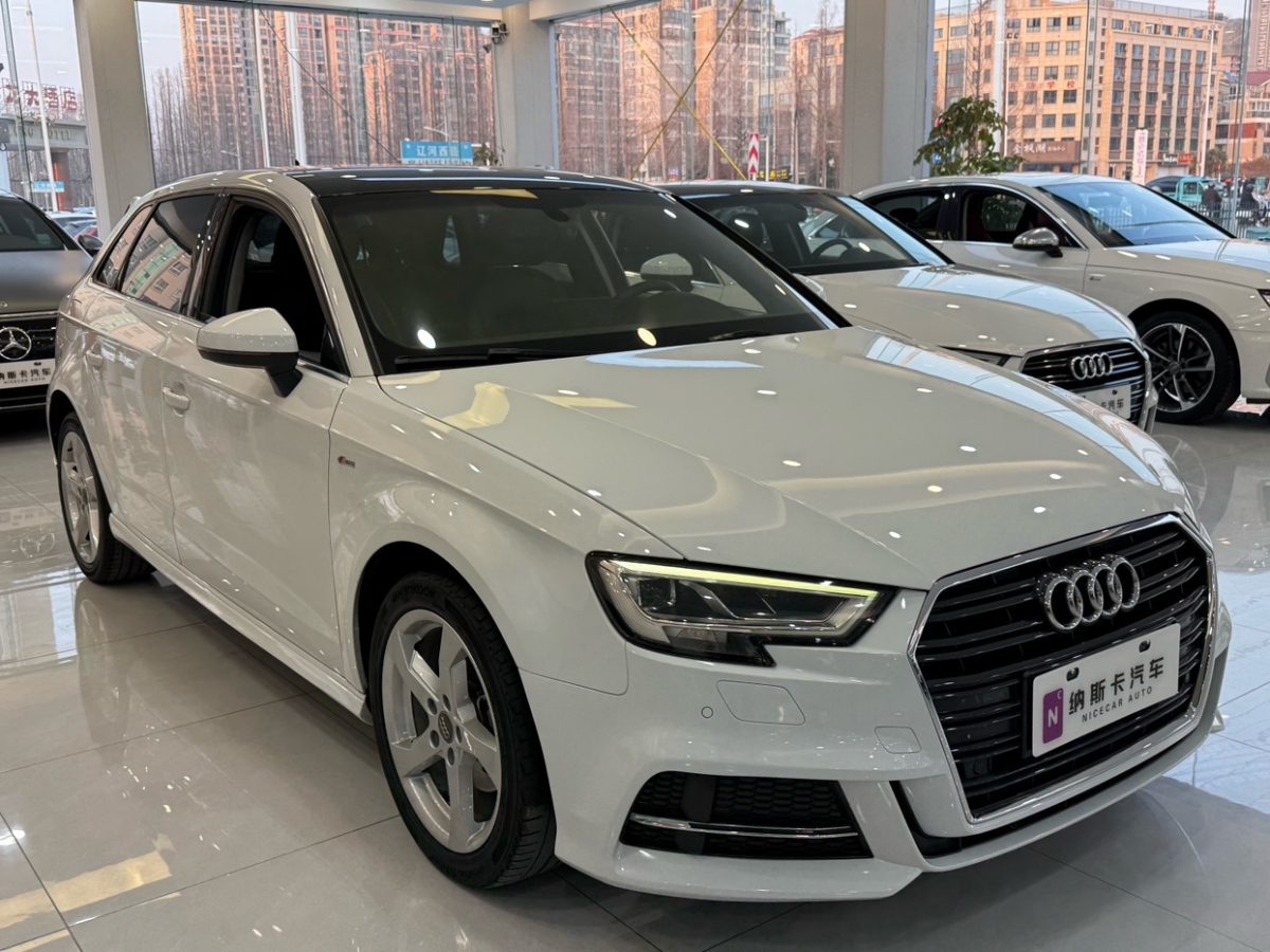 奧迪 奧迪A3  2019款 Sportback 35 TFSI 時(shí)尚型 國V圖片