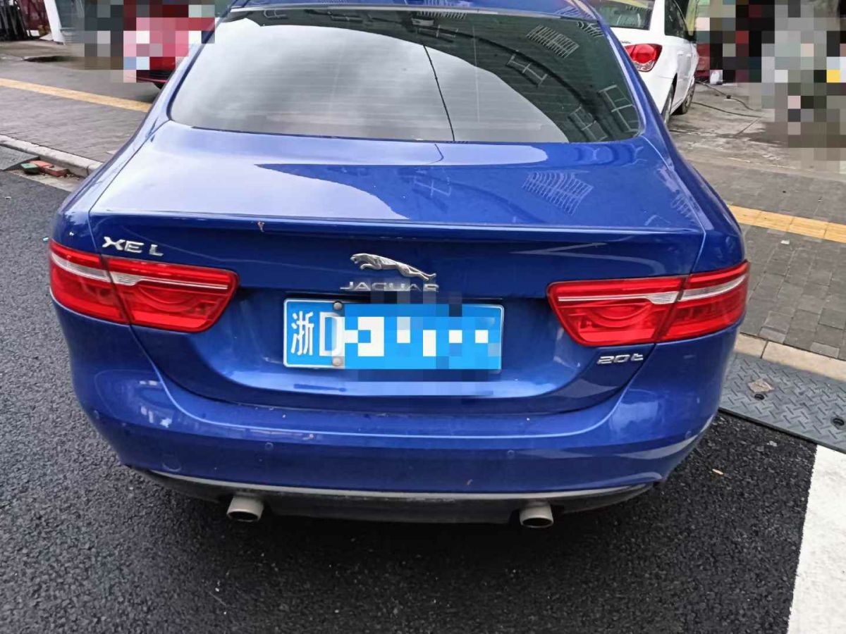 捷豹 XE  2018款 2.0T 300PS 四驅(qū)R-Sport運動版圖片