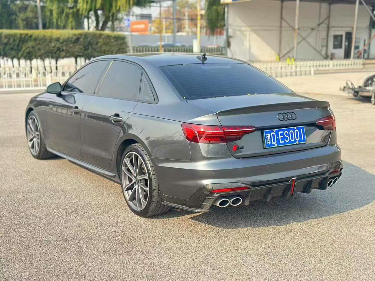 奧迪 奧迪RS 4  2021款 RS4 Avant 暗金版圖片