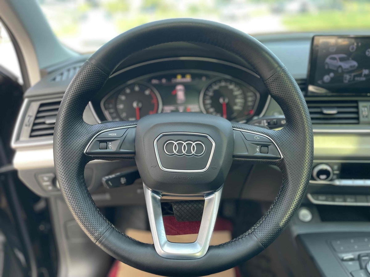 2021年3月奧迪 奧迪Q5L  2020款 改款 40 TFSI 榮享進(jìn)取型
