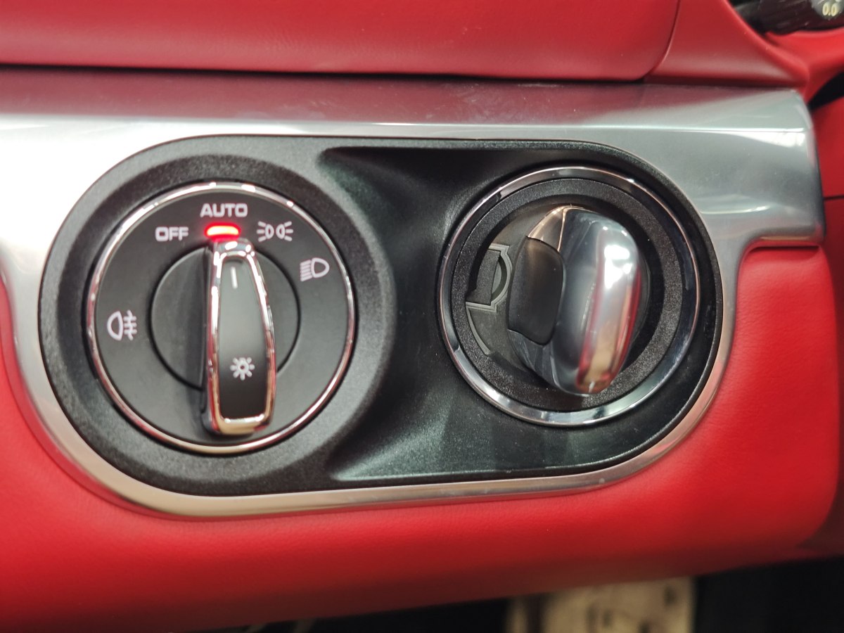 保時(shí)捷 718  2018款 Boxster 2.0T圖片