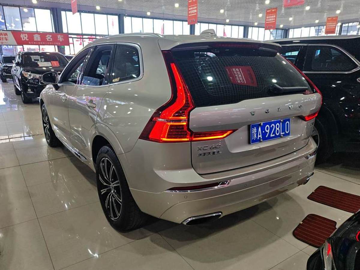 沃爾沃 XC60  2020款 T5 四驅(qū)智雅豪華版圖片