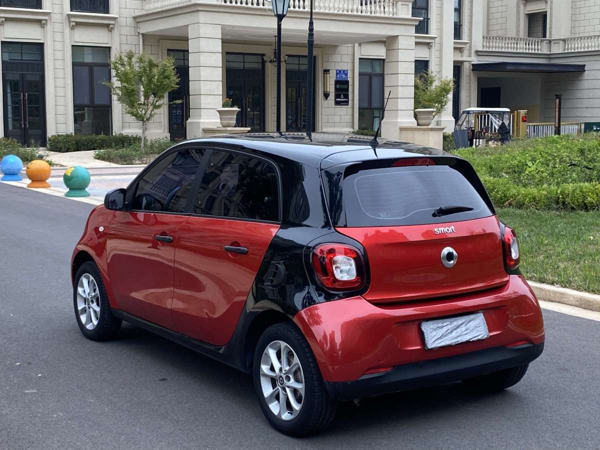 smart forfour  2018款 1.0L 52千瓦靈動版圖片