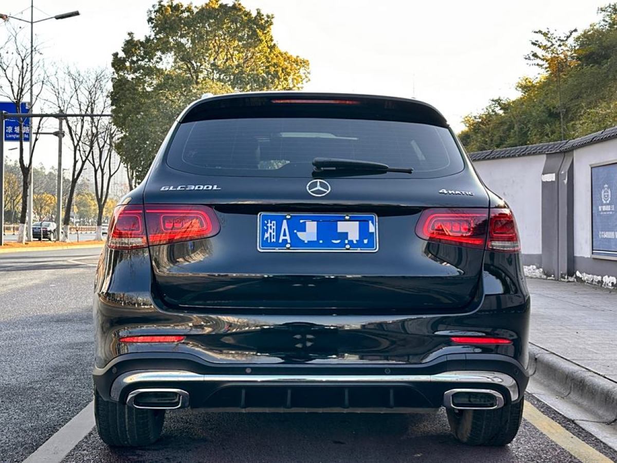 奔馳 奔馳GLC  2018款 改款 GLC 260 4MATIC 豪華型圖片