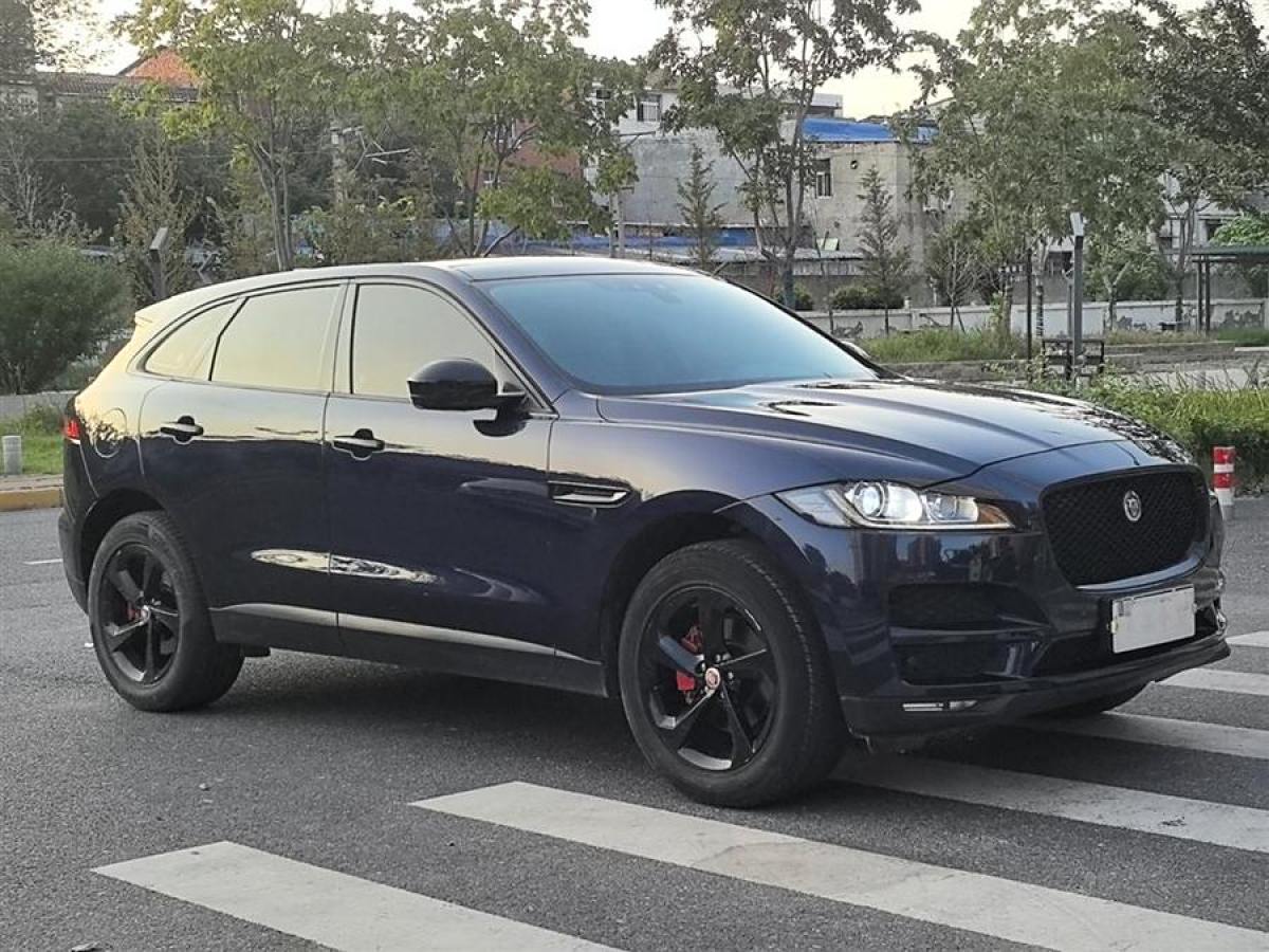 2017年1月捷豹 F-PACE  2016款 2.0T 兩驅(qū)都市尊享版