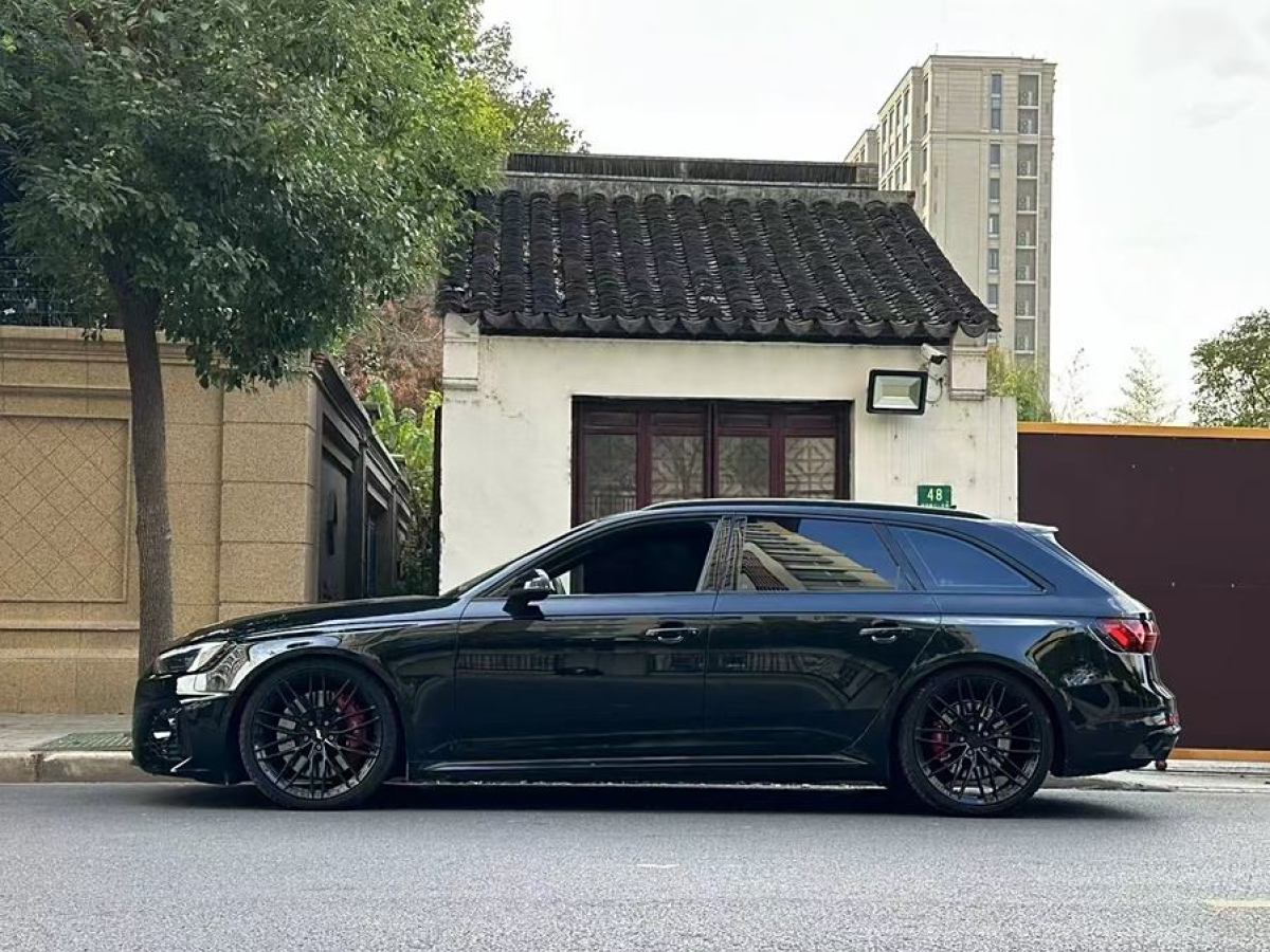 奧迪 奧迪RS 4  2021款 RS4 Avant 黑曜版圖片