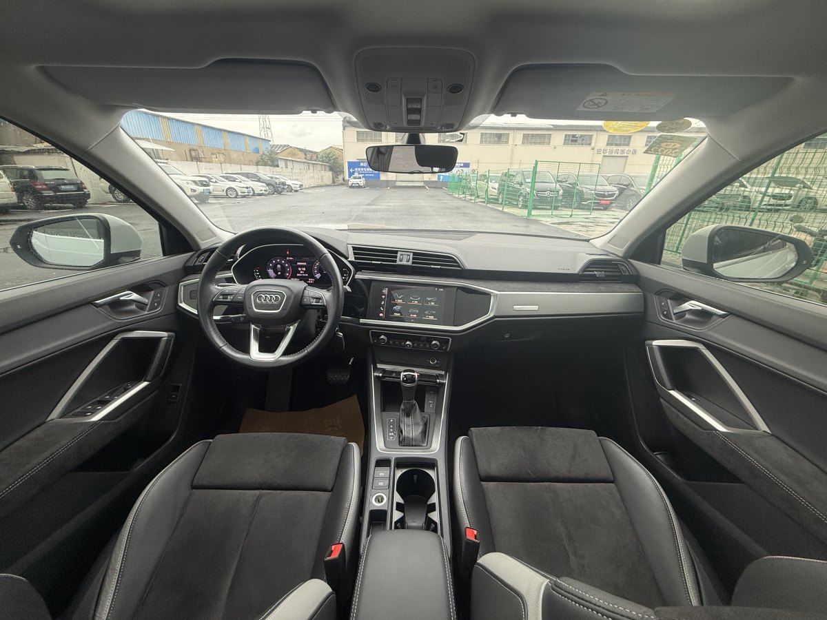 奧迪 奧迪Q3  2024款 35 TFSI 進取動感型圖片