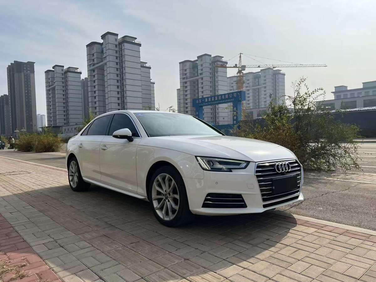 2017年6月奧迪 奧迪A4L  2017款 40 TFSI 時(shí)尚型