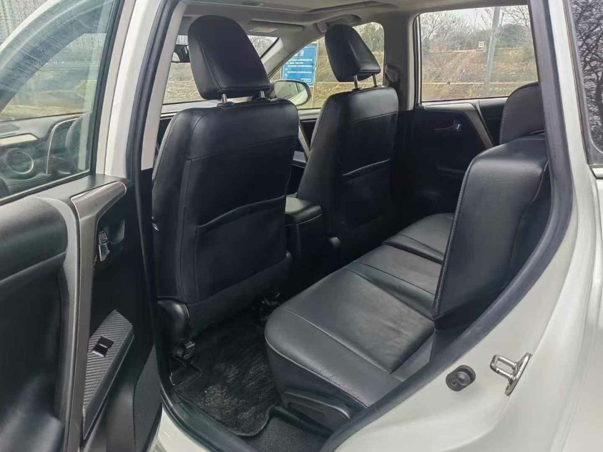 豐田 RAV4榮放  2016款 2.0L CVT兩驅(qū)智尚版圖片