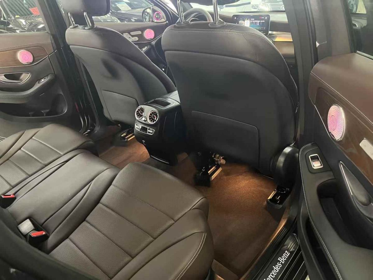 奔馳 奔馳GLC  2022款 GLC 300 4MATIC 轎跑SUV 豪華版圖片