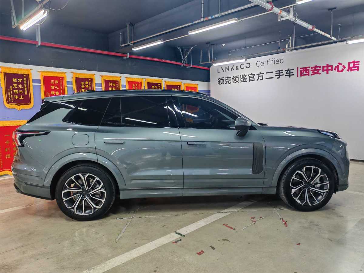 領(lǐng)克 領(lǐng)克09新能源  2021款 2.0T PHEV Halo 六座圖片