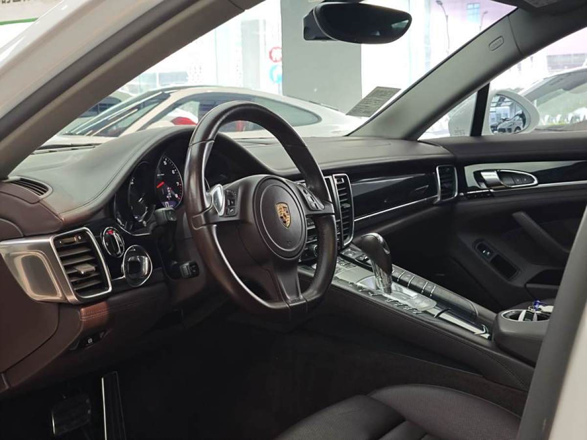 保時(shí)捷 Panamera  2016款 Panamera Edition 3.0T圖片