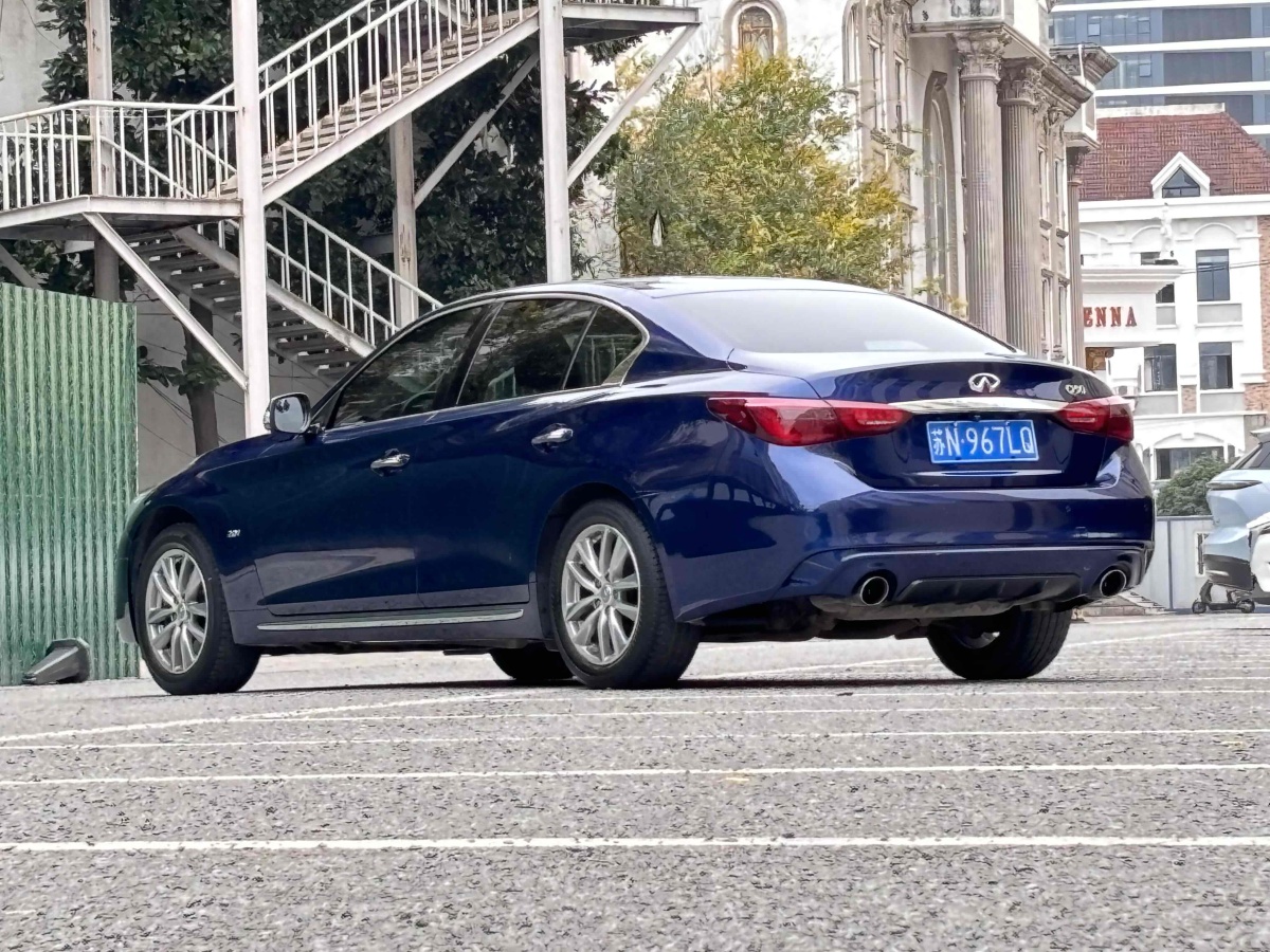 英菲尼迪 Q50L  2018款  2.0T 舒適版 國VI圖片