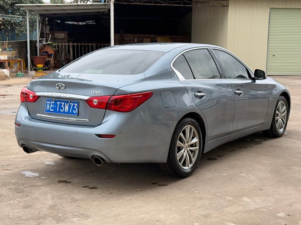 2014年12月英菲尼迪 Q50  2014款 2.0T 舒適版