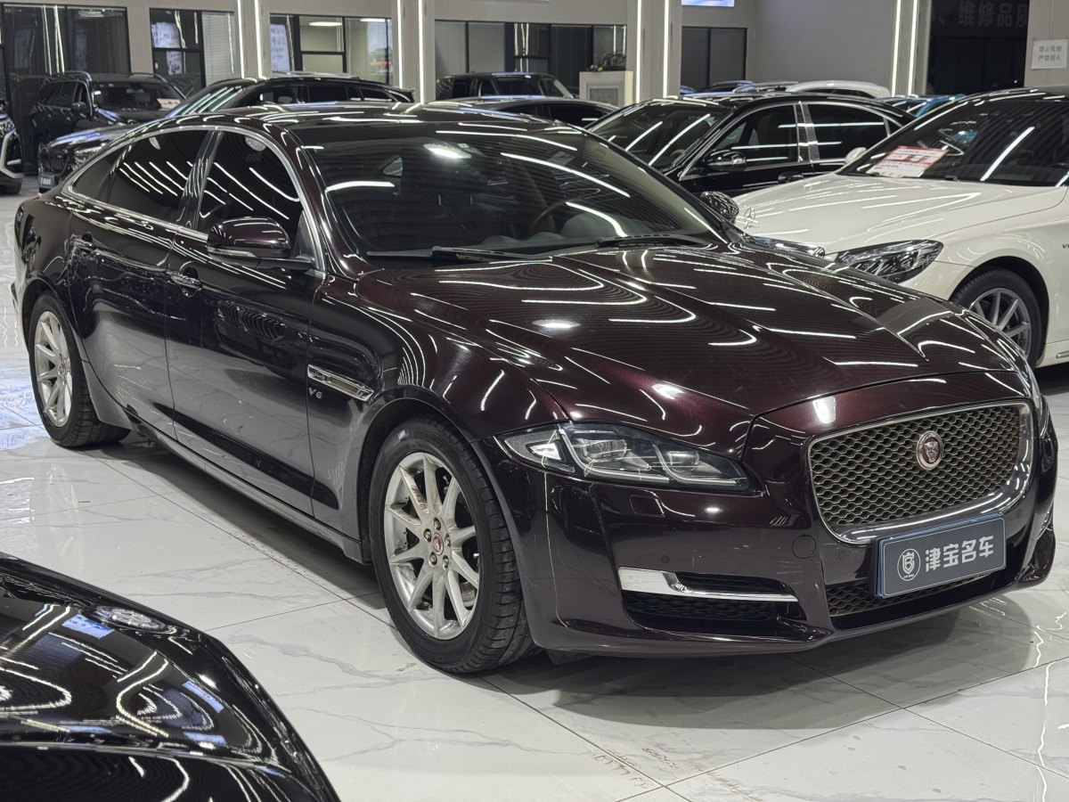 捷豹 XJ  2016款 XJL 2.0T 兩驅(qū)典雅商務版圖片