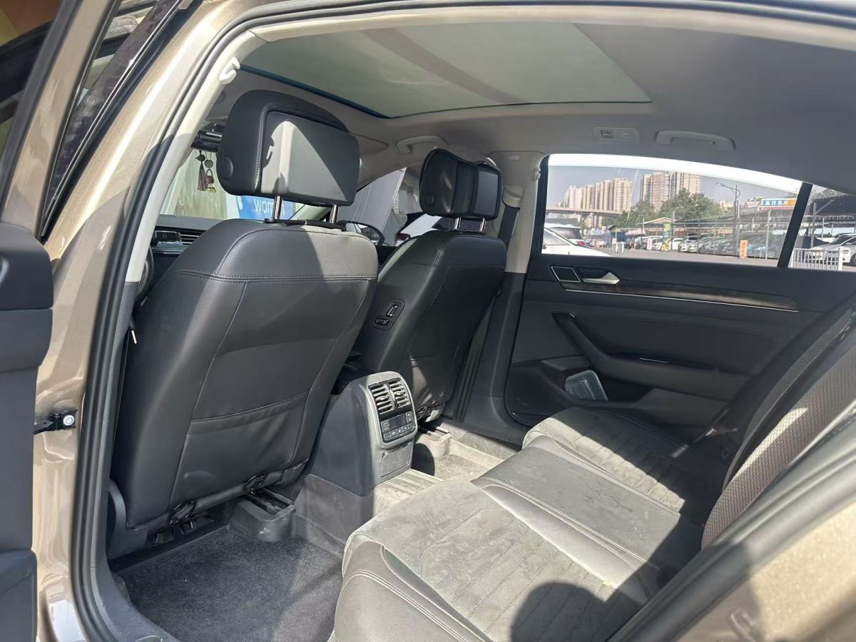 大眾 邁騰  2018款 改款 330TSI DSG 豪華型圖片