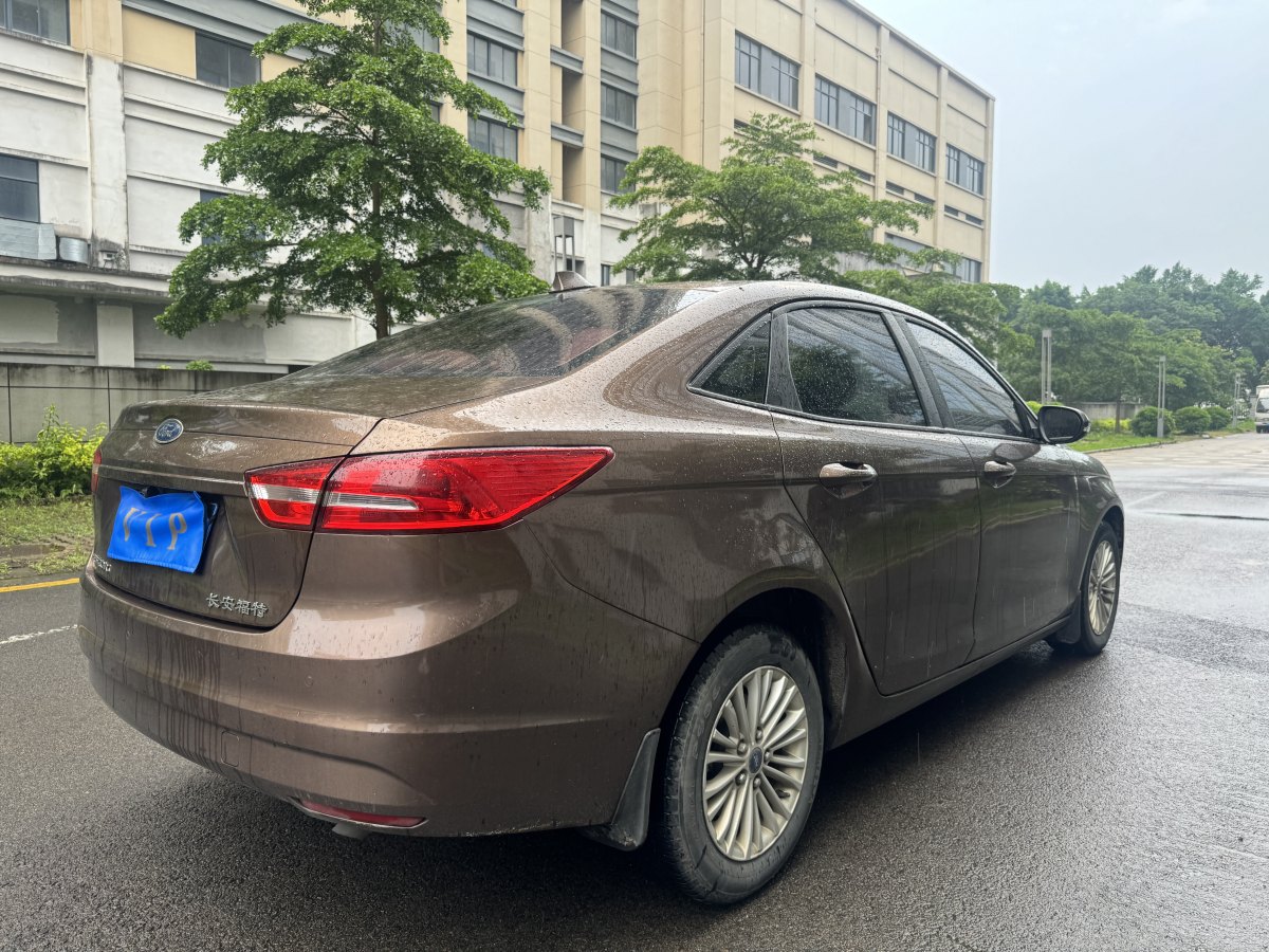 福特 福睿斯  2015款 1.5L 自動(dòng)舒適型圖片