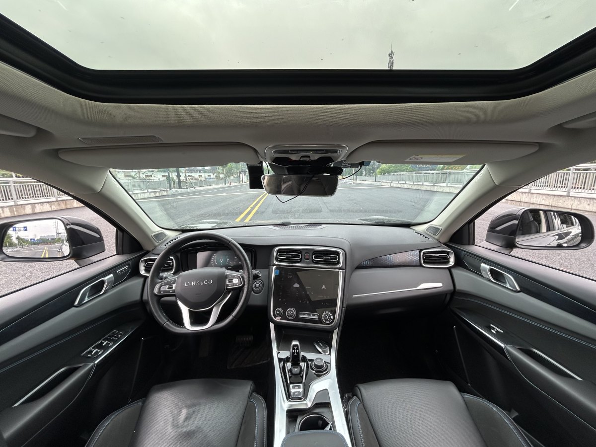 領(lǐng)克 領(lǐng)克01新能源  2019款  1.5T PHEV 勁Pro 國VI圖片