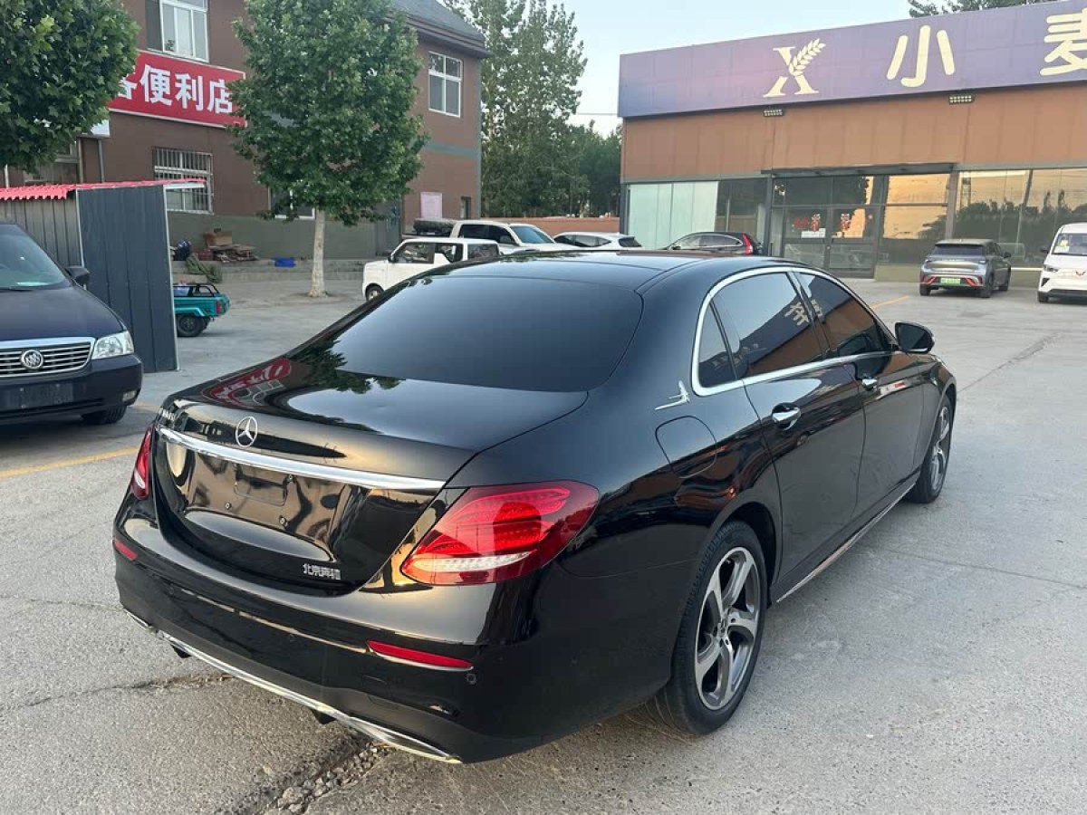 奔馳 奔馳E級(jí)  2019款 改款 E 300 L 運(yùn)動(dòng)豪華型圖片