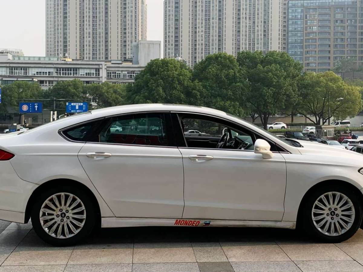 福特 蒙迪歐  2013款 2.0L GTDi200豪華型圖片