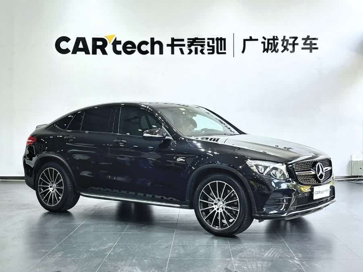 奔馳 奔馳GLC  2023款 改款 GLC 260 4MATIC 轎跑SUV圖片