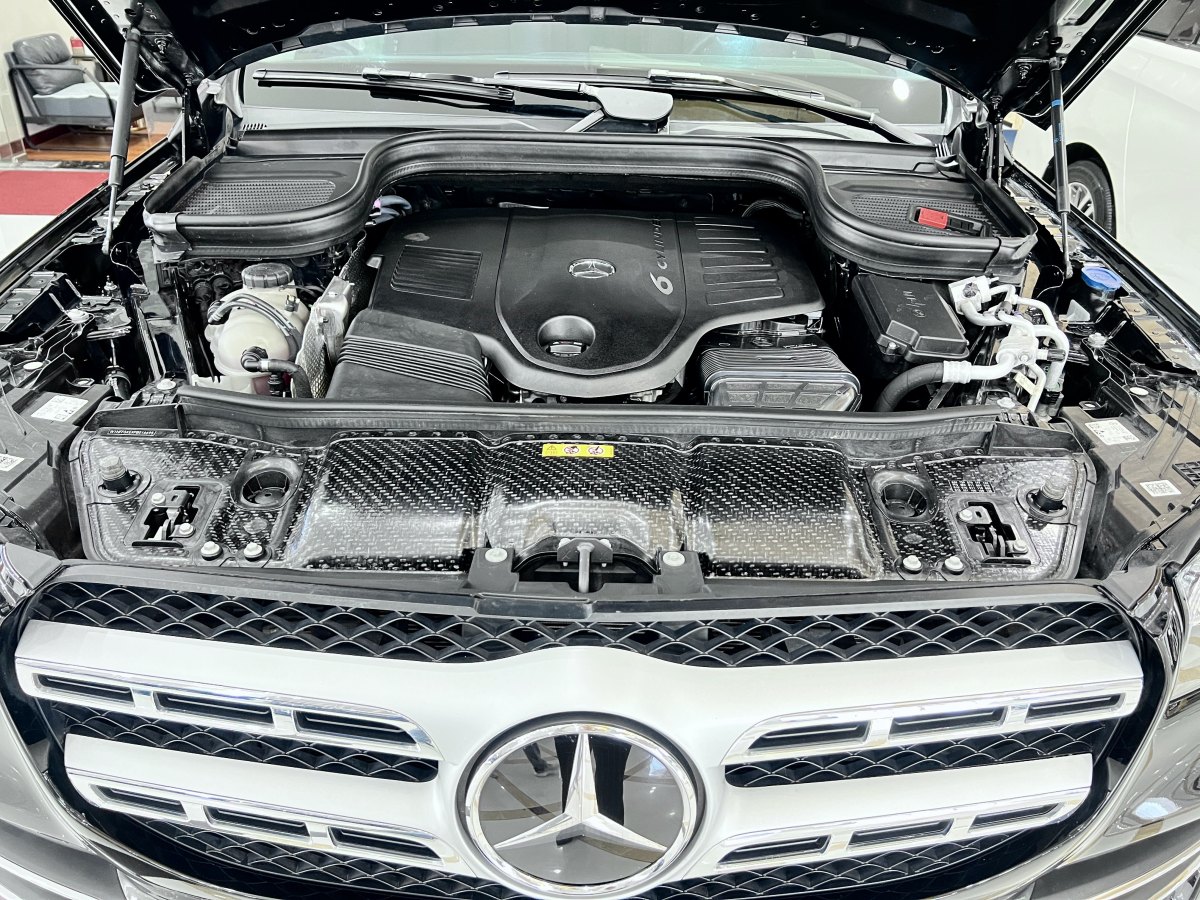 2023年11月奔馳 奔馳GLS  2023款 改款二 GLS 450 4MATIC 時尚型