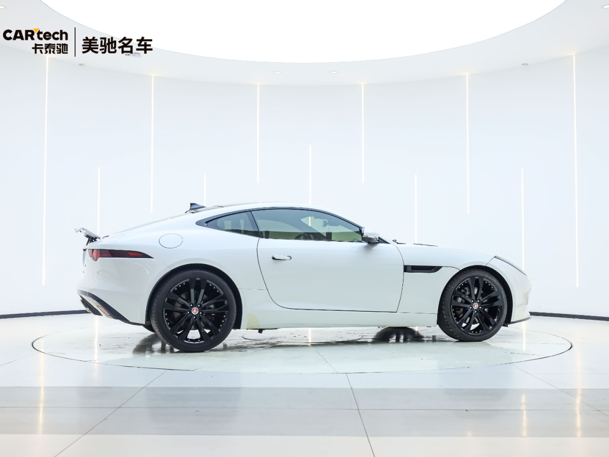 捷豹 F-TYPE  2019款 2.0T 硬頂版圖片