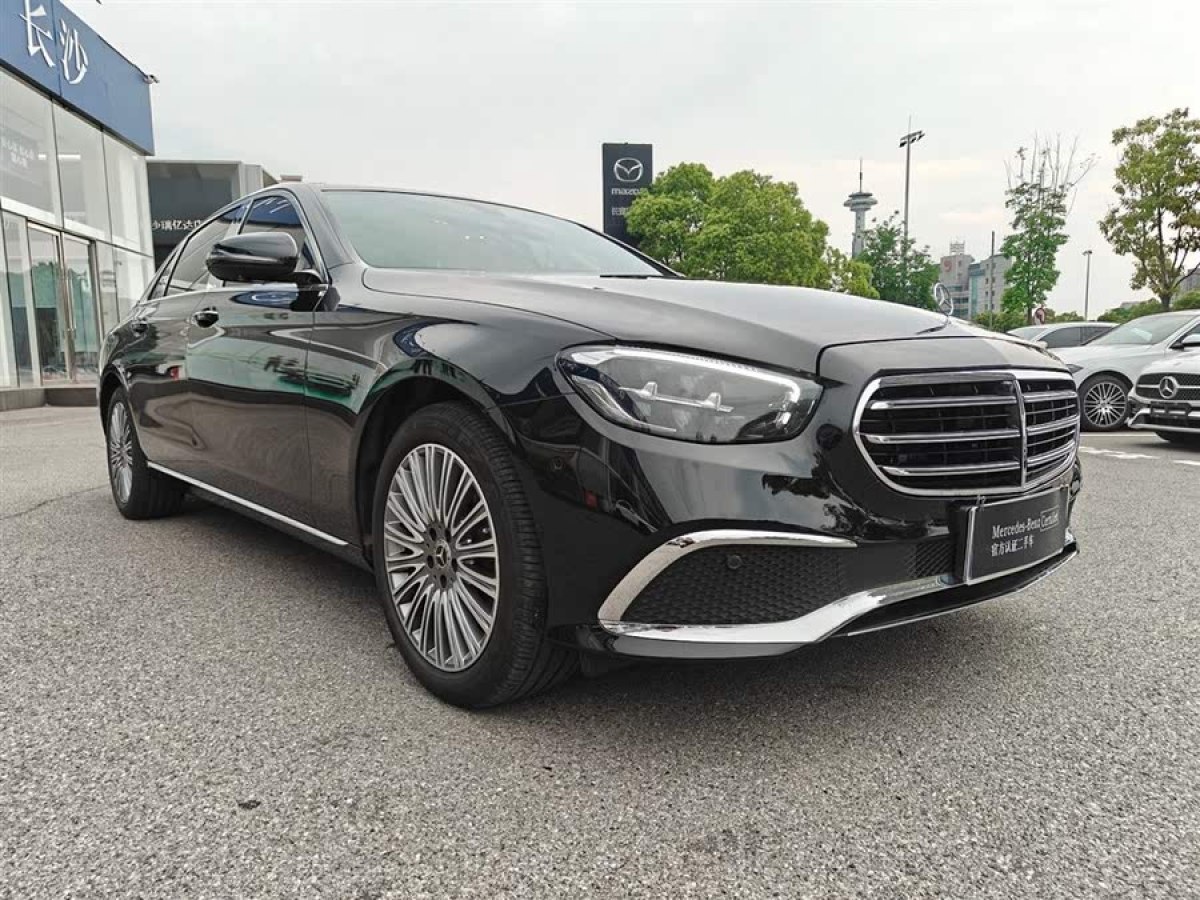 奔馳 奔馳E級  2023款 改款 E 300 L 豪華型圖片