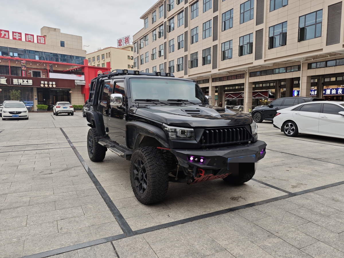 北京 BJ40  2018款 PLUS 2.3T 自動四驅(qū)尊享版圖片