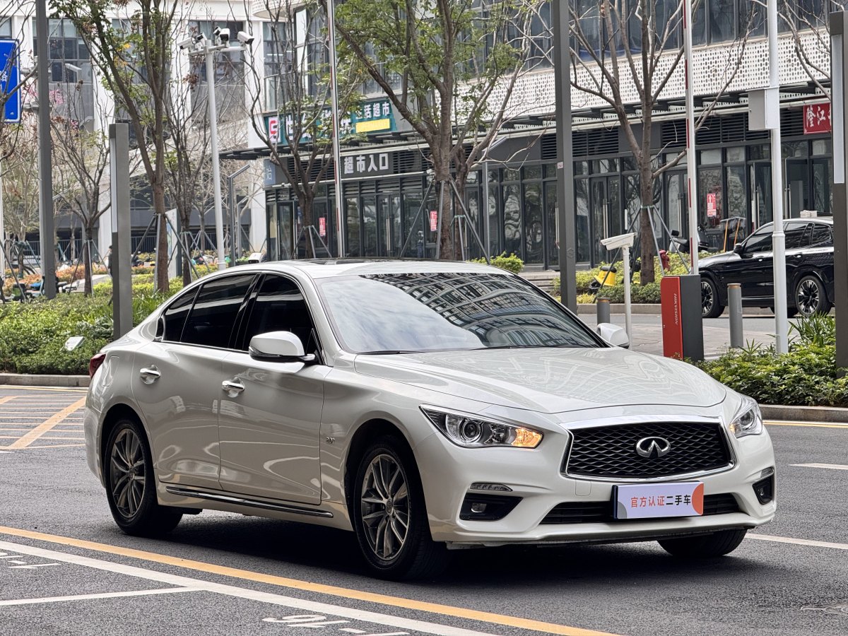 英菲尼迪 Q50L  2021款 2.0T 舒適版圖片