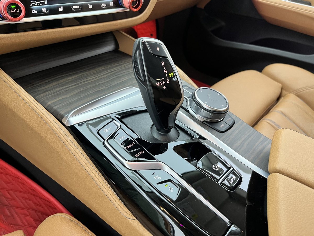 宝马 宝马6系GT  2021款 630i 豪华设计套装图片