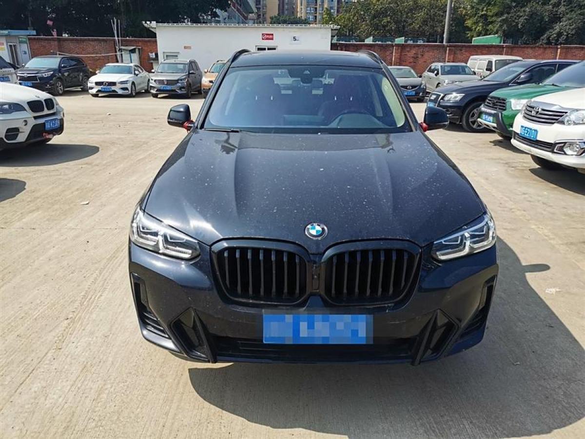 寶馬 寶馬X3  2022款 改款 xDrive30i 領(lǐng)先型 M曜夜套裝圖片