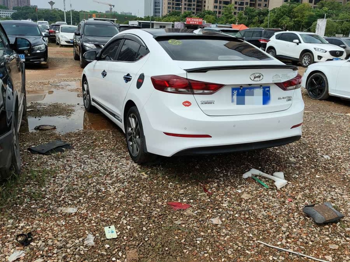 現(xiàn)代 領(lǐng)動  2016款 1.6L 自動智炫?精英型圖片