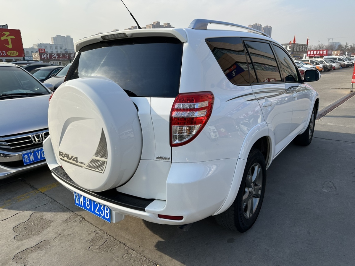 豐田 RAV4榮放  2013款 2.0L CVT四驅(qū)新銳版圖片