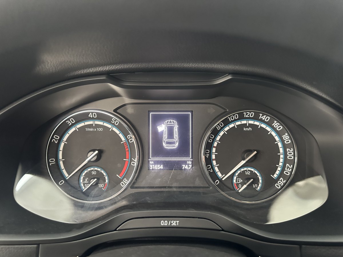 斯柯達(dá) 柯珞克  2021款 TSI280 豪華版圖片