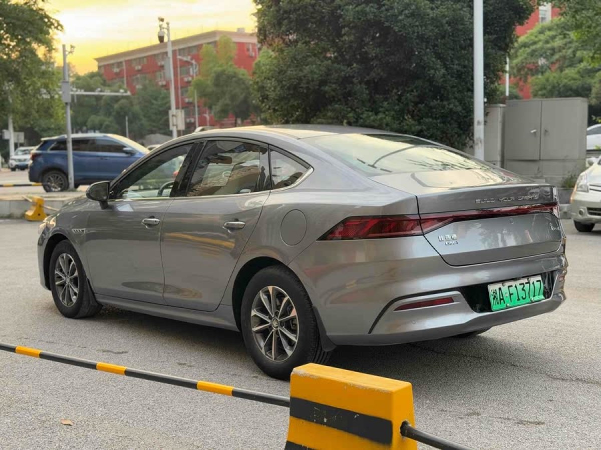比亞迪 秦PLUS  2021款 DM-i 55KM 尊貴型圖片