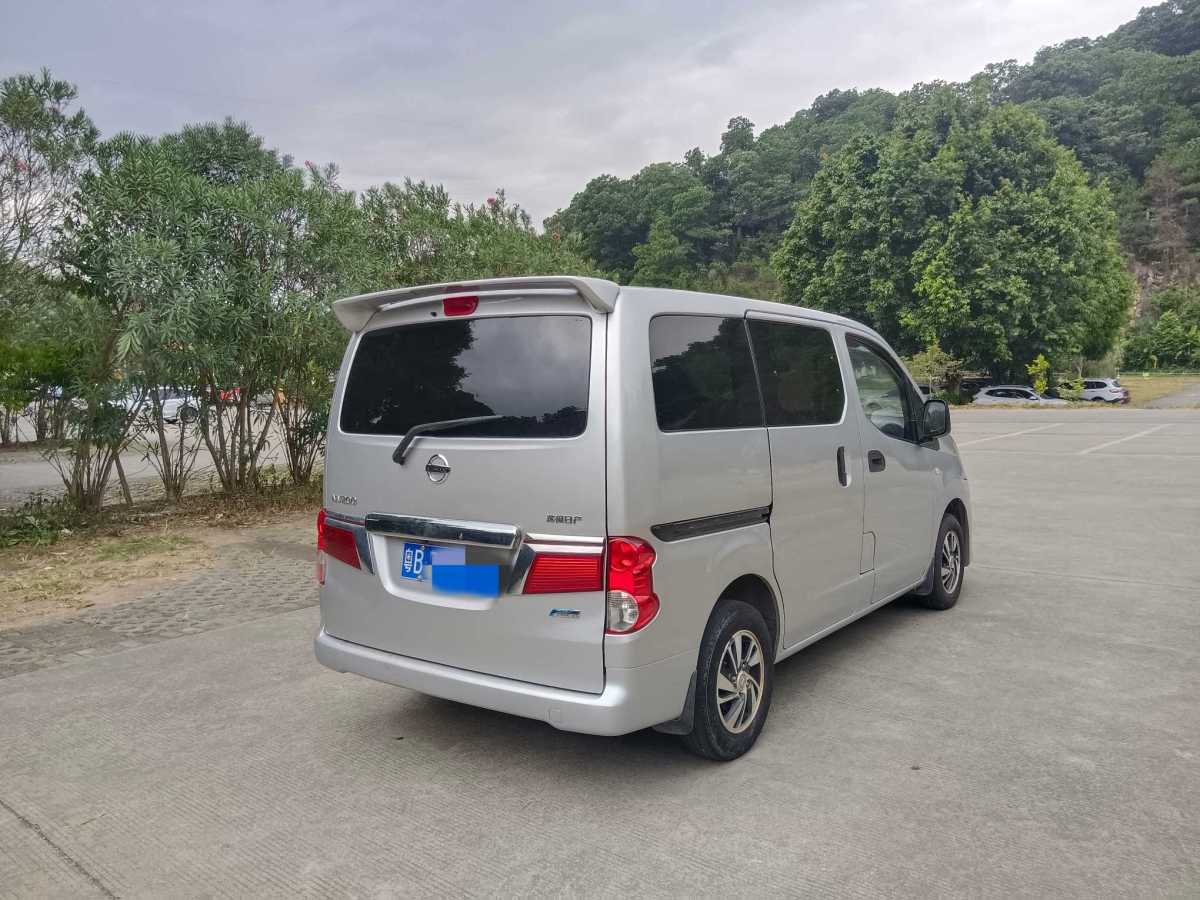 日產(chǎn) NV200  2016款 改款 1.6L CVT豪華型圖片