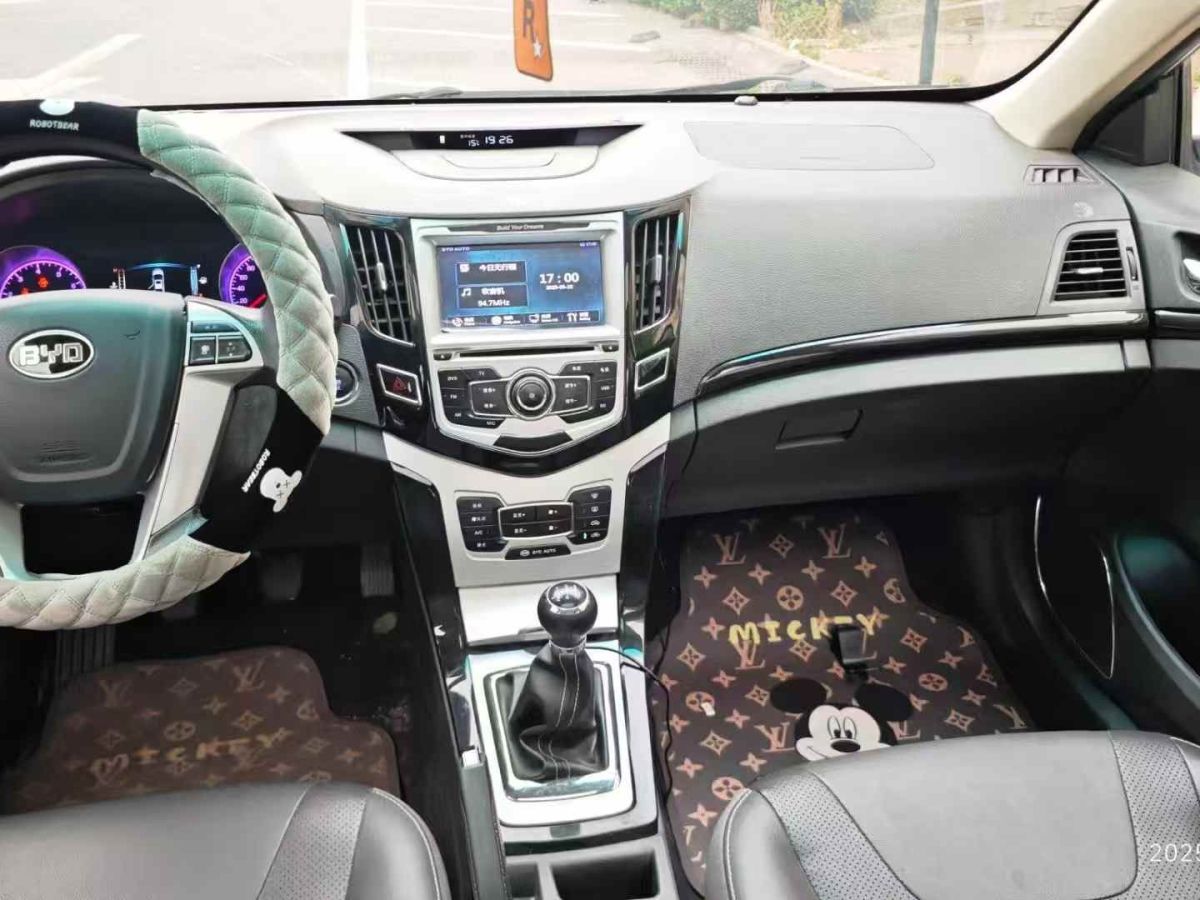 比亞迪 速銳  2015款 1.5L 手動舒適型圖片