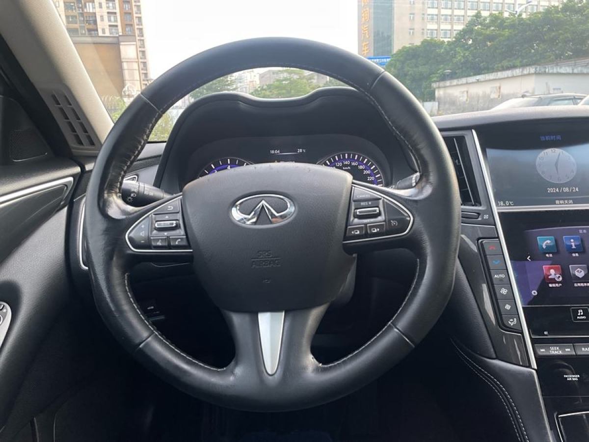 2014年8月英菲尼迪 Q50  2014款 2.0T 舒適版