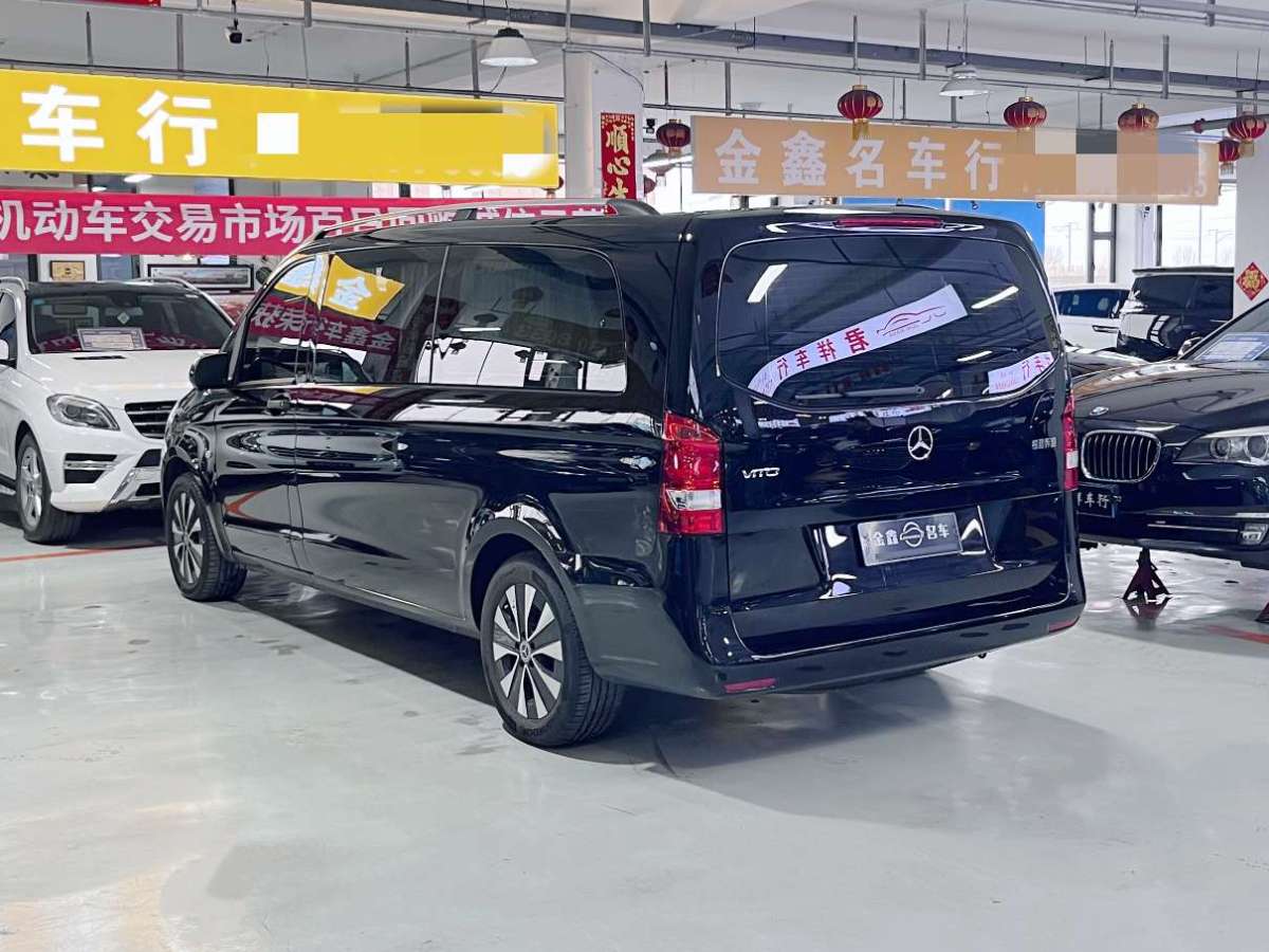 奔馳 威霆  2021款 2.0T 精英版 7座圖片