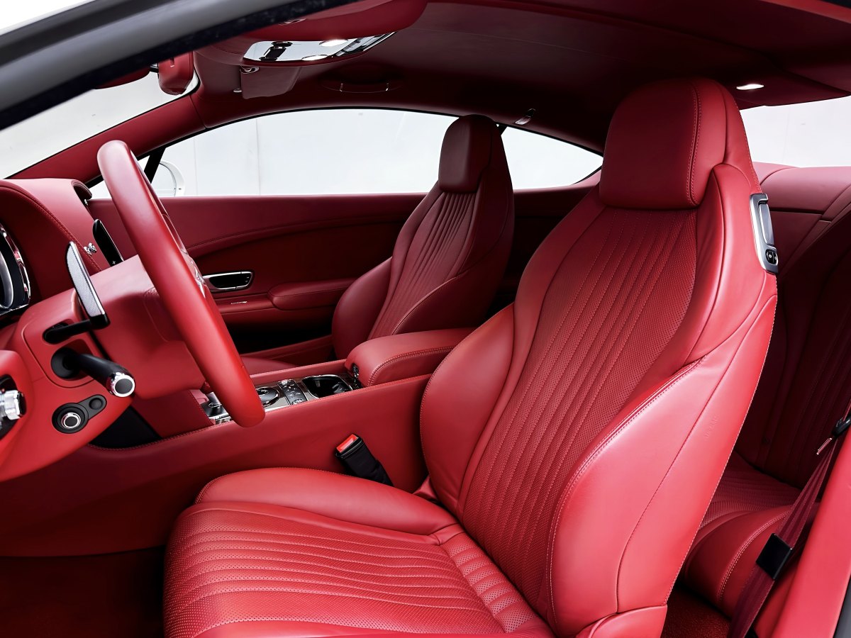 賓利 歐陸  2024款 4.0T GT V8圖片