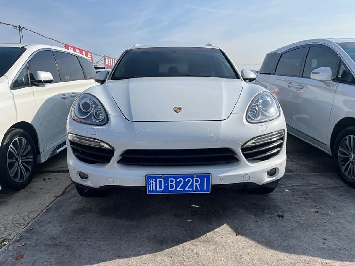 保時(shí)捷 Cayenne  2014款 Cayenne Platinum Edition 3.0T圖片