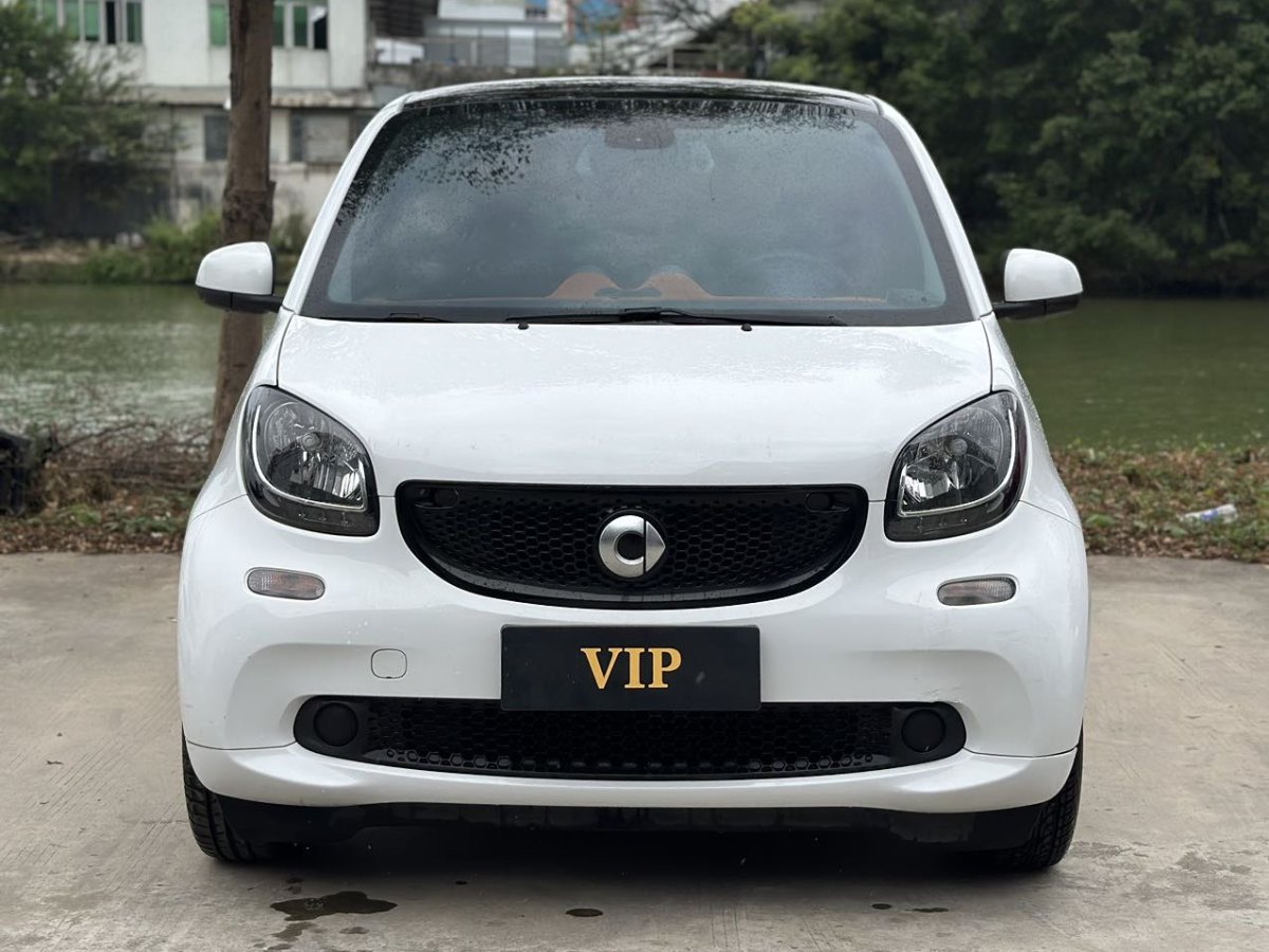 smart fortwo  2015款 1.0L 52千瓦硬頂激情版圖片