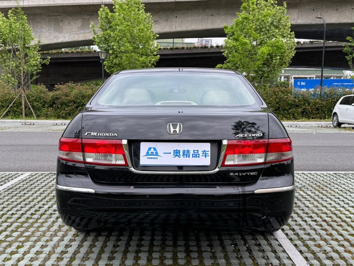 本田 雅阁  2005款 2.4L 标准版图片