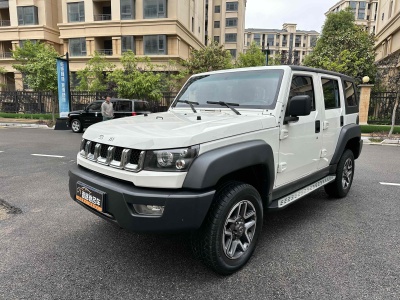2017年7月 北京 BJ40 2.3T 自動(dòng)四驅(qū)尊享版圖片