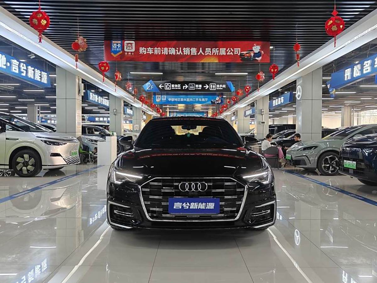 奧迪 奧迪A6L  2023款 改款 45 TFSI quattro 臻選動(dòng)感型圖片