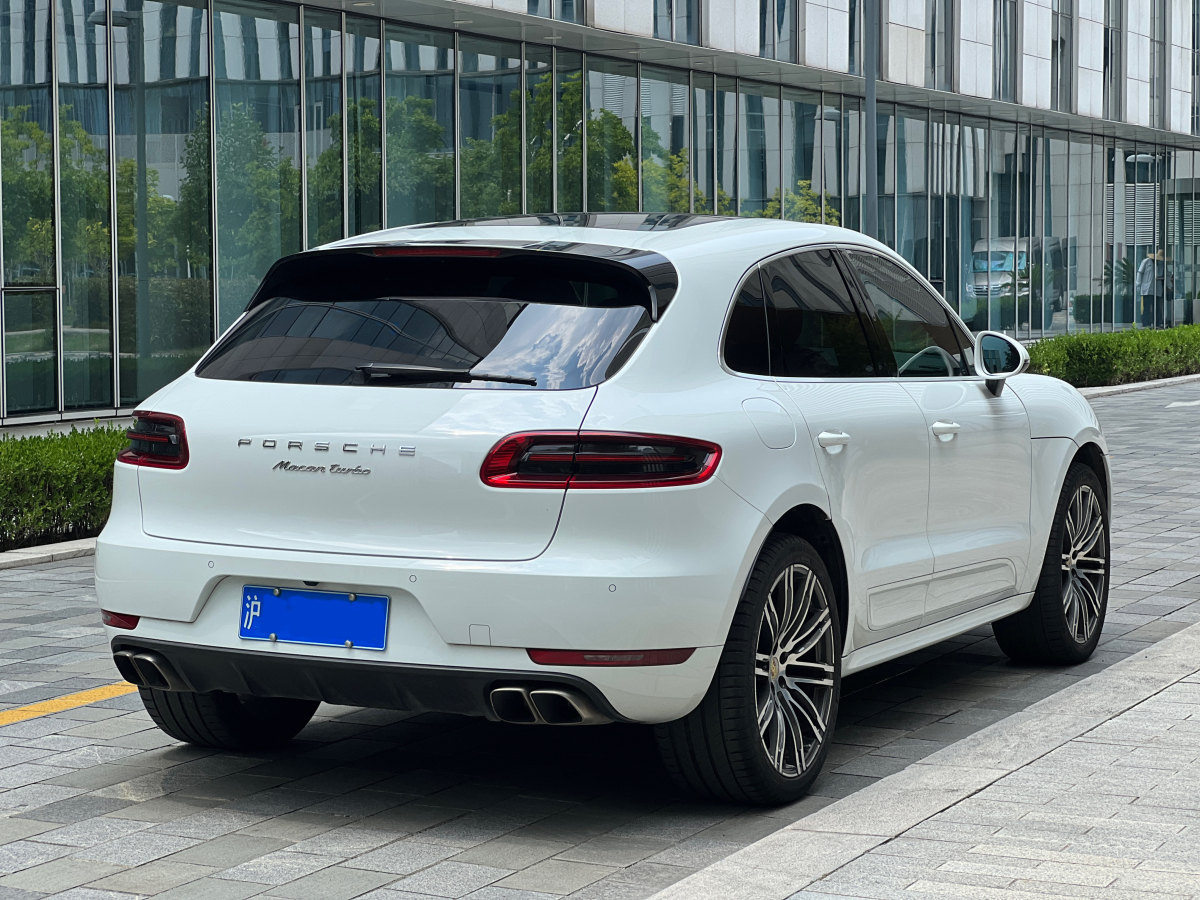 2019年3月保時(shí)捷 Macan  2017款 Macan Turbo 3.6T