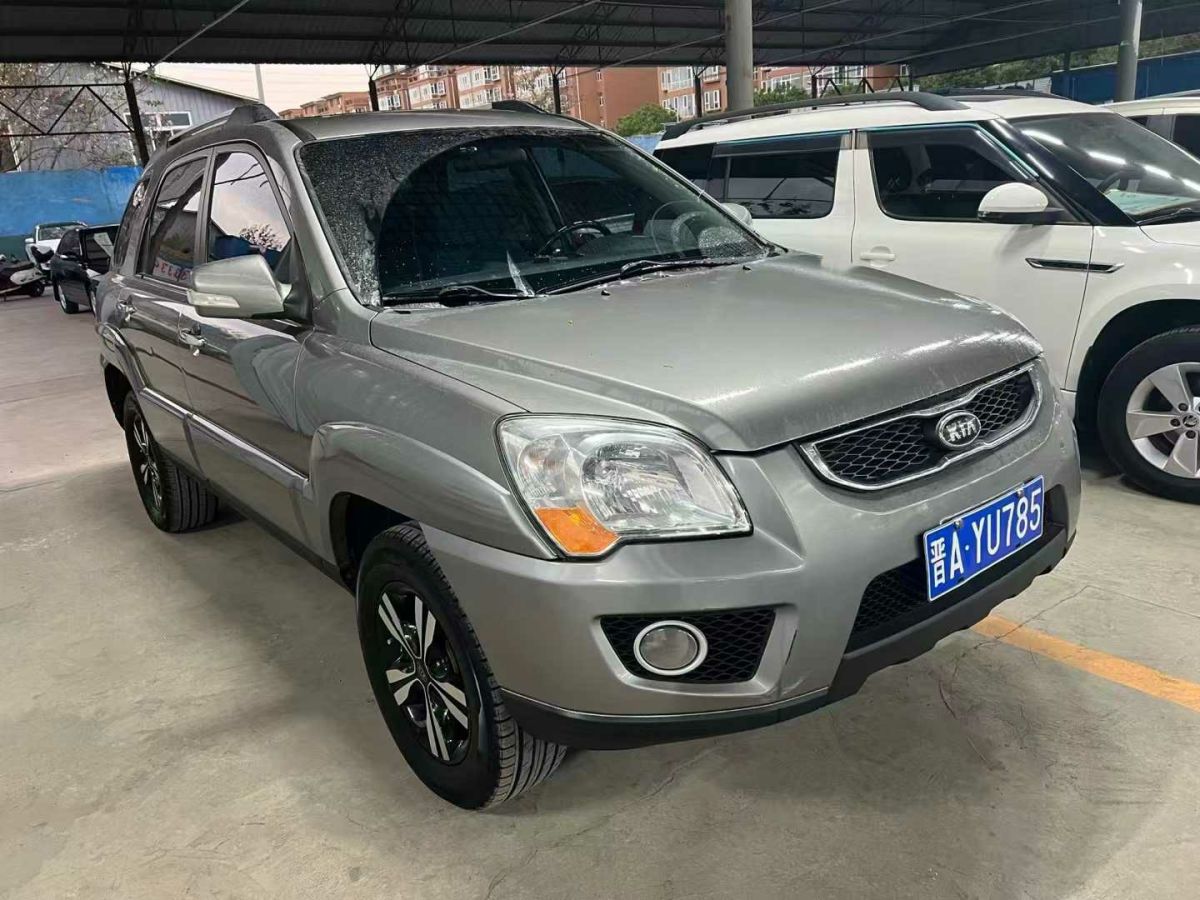 起亞 獅跑  2012款 2.0L 自動兩驅(qū)版GL圖片